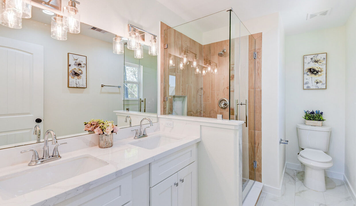 32-web-or-mls-8404-tate-st-23-a