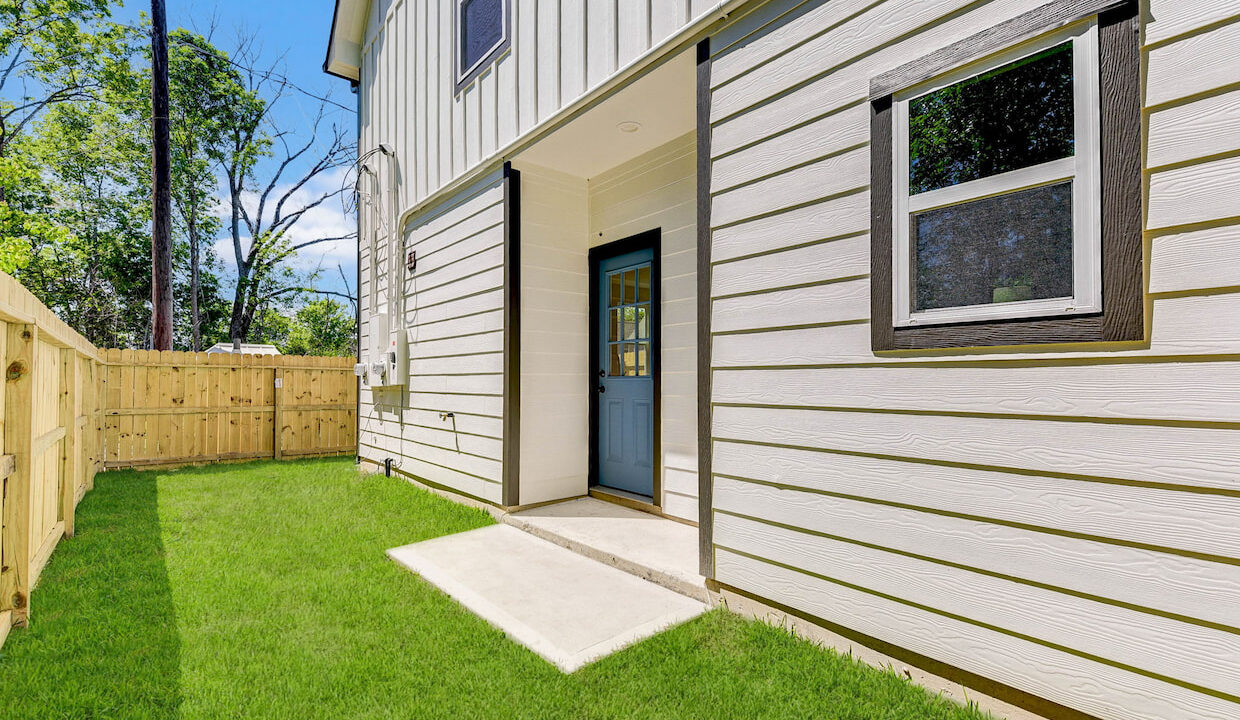 41-web-or-mls-8404-tate-st-23-a